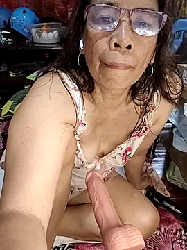 HotsexyNaughtysweetbaby online show from 6, 3, 2026