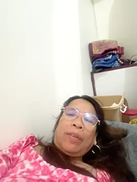 Snapshot of HotsexyNaughtysweetbaby chatting on 24, 4, 2026 HotsexyNaughtysweetbaby online show from 24, 4, 2026