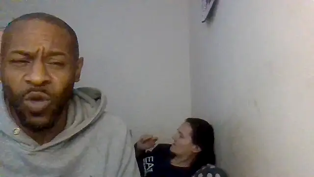 CuzzyB69 online show from 26, 11, 2025