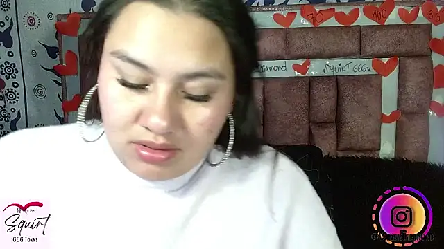 Snapshot of ValerieDiiamond chatting on 2, 4, 2026 ValerieDiiamond online show from 2, 4, 2026