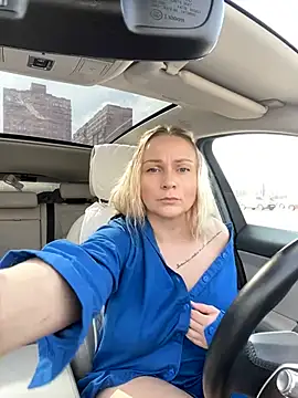 Bondgirl 013 online show from 6, 3, 2025