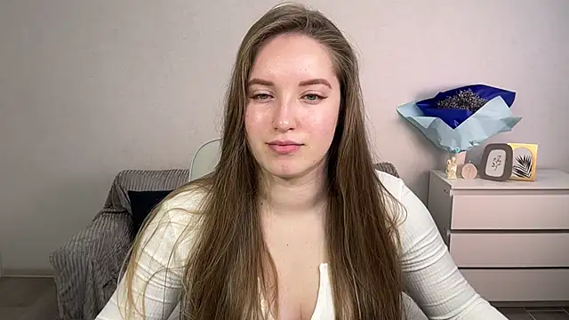 EvaMaddison online show from 27, 9, 2025