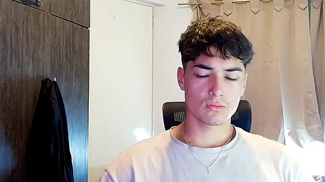 Snapshot of jimmy_class chatting on 23, 11, 2025 jimmy class online show from 23, 11, 2025