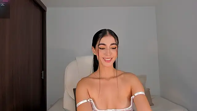 Snapshot of RebeccaBaxter chatting on 30, 1, 2025 RebeccaBaxter online show from 30, 1, 2025