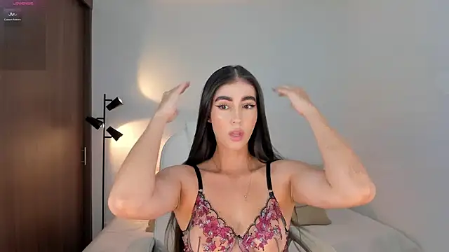 Snapshot of RebeccaBaxter chatting on 25, 3, 2026 RebeccaBaxter online show from 25, 3, 2026