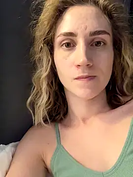 Feral berry 8133 online show from 26, 9, 2025