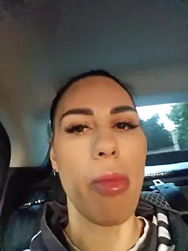 Lorettelorena online show from 11, 7, 2026