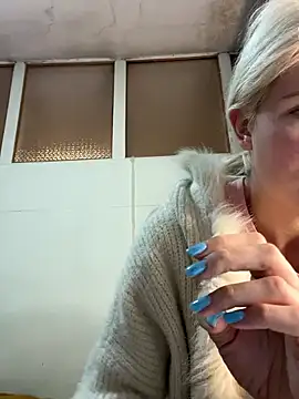 Snapshot of Keylili chatting on 1, 4, 2026 Keylili online show from 1, 4, 2026