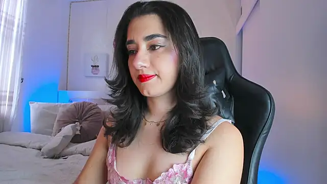 annadu011 online show from 11, 2, 2025