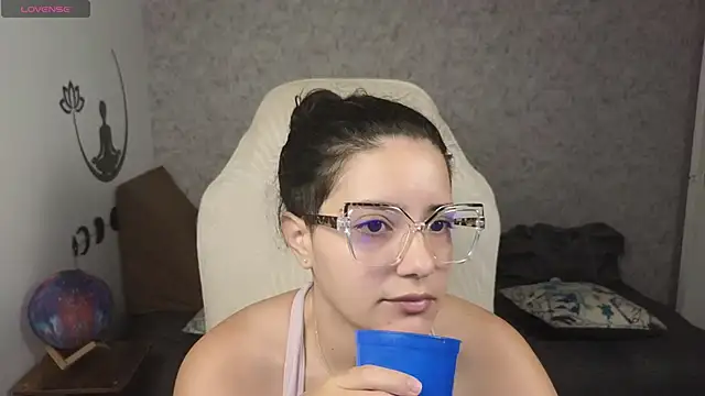 blue  moon  online show from 20, 2, 2025