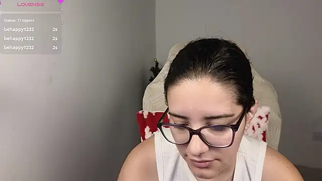 Snapshot of blue__moon_ chatting on 22, 12, 2025 blue moon online show from 22, 12, 2025