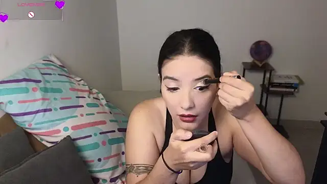 Snapshot of blue__moon_ chatting on 2, 3, 2026 blue moon online show from 2, 3, 2026