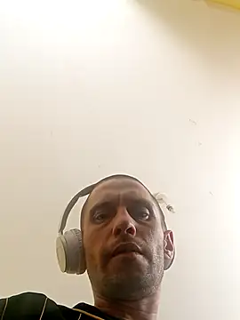 Snapshot of jonekjohnypl chatting on 8, 4, 2026 jonekjohnypl online show from 8, 4, 2026