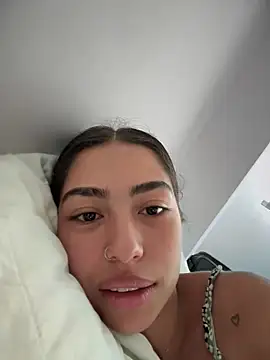 Snapshot of samantha_bss chatting on 19, 12, 2024 samantha bss online show from 19, 12, 2024