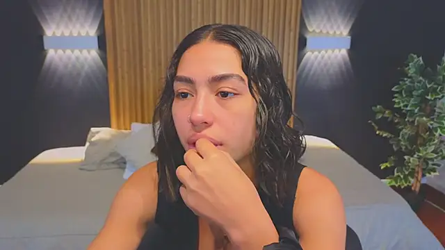 Snapshot of samantha_bss chatting on 13, 1, 2025 samantha bss online show from 13, 1, 2025