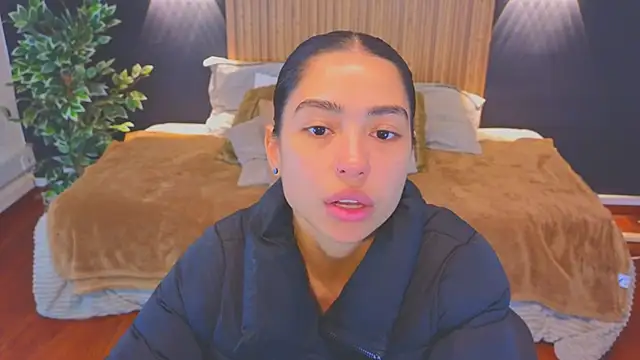 Snapshot of samantha_bss chatting on 28, 1, 2025 samantha bss online show from 28, 1, 2025