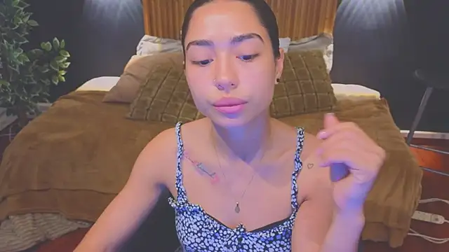 Snapshot of samantha_bss chatting on 7, 2, 2025 samantha bss online show from 7, 2, 2025