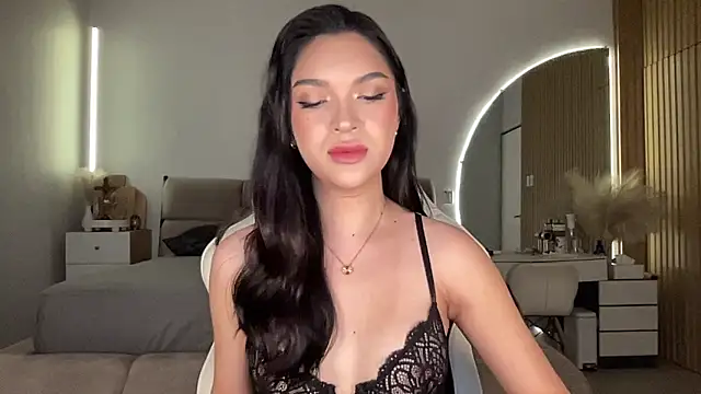 Snapshot of Rogueblaze chatting on 3, 10, 2025 Rogueblaze online show from 3, 10, 2025