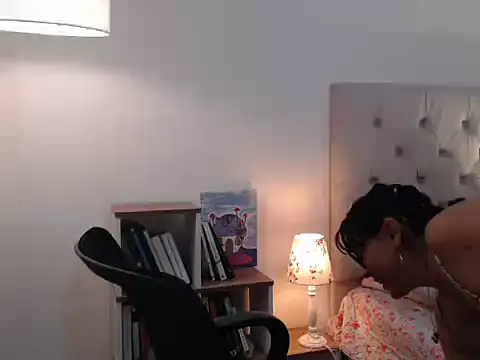 camii 7 online show from 6, 11, 2025