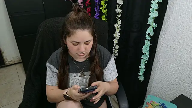 ann bronw online show from 14, 11, 2025