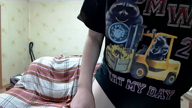 Snapshot of Riz_girl chatting on 9, 4, 2026 Riz girl online show from 9, 4, 2026