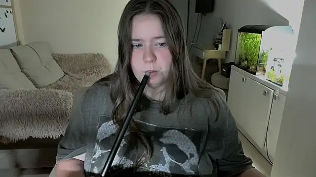 remirann  online show from 3, 3, 2025