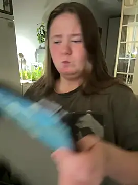 remirann  online show from 18, 3, 2025