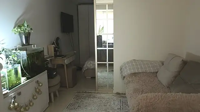 remirann  online show from 27, 3, 2026