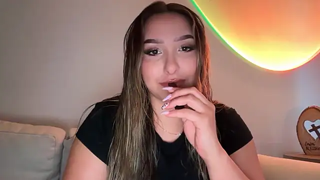 lustfulsmiles online show from 27, 2, 2026