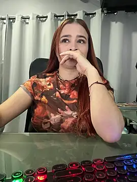 Marie Castelzc online show from 20, 2, 2025