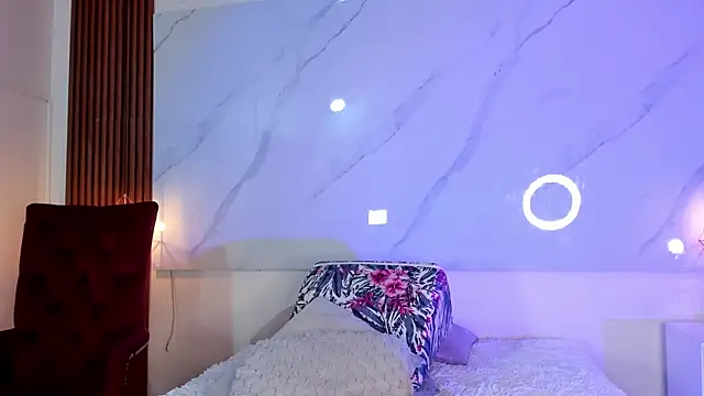 Snapshot of Marie_Castelzc chatting on 19, 3, 2026 Marie Castelzc online show from 19, 3, 2026