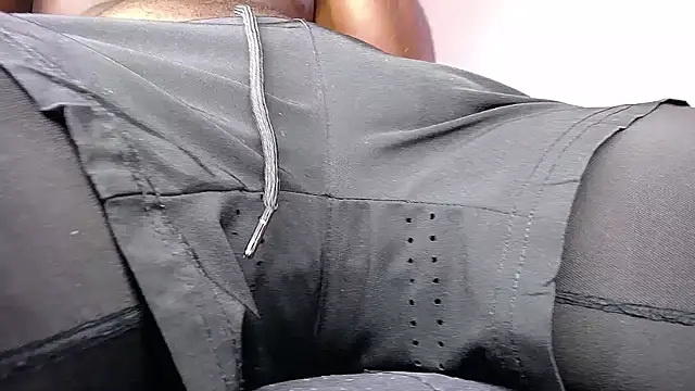 Snapshot of MAXJONES_2 chatting on 9, 4, 2026 MAXJONES 2 online show from 9, 4, 2026