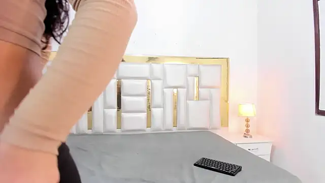 Snapshot of Kylieandjhonny chatting on 14, 3, 2025 Kylieandjhonny online show from 14, 3, 2025