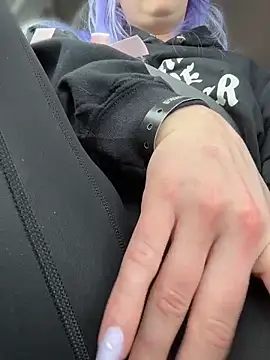 ursluttygf online show from 12, 4, 2026