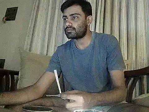 Snapshot of king_kong_india1 chatting on 23, 2, 2025 king kong india1 online show from 23, 2, 2025