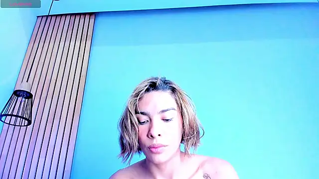 Snapshot of mia-reeves chatting on 3, 3, 2025 mia-reeves online show from 3, 3, 2025