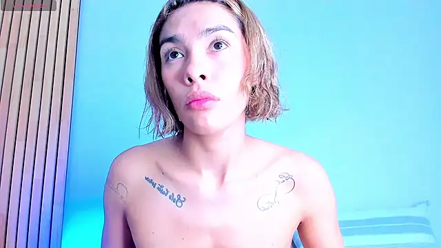 Snapshot of mia-reeves chatting on 4, 3, 2025 mia-reeves online show from 4, 3, 2025