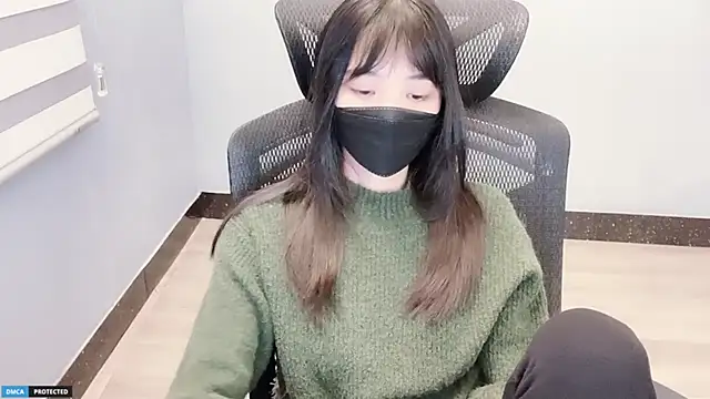 Snapshot of Ayase_momo chatting on 29, 12, 2024 Ayase momo online show from 29, 12, 2024