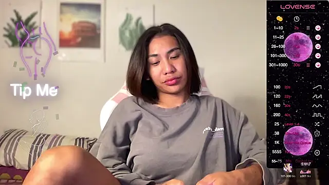 Alaia Pope online show from 24, 2, 2025