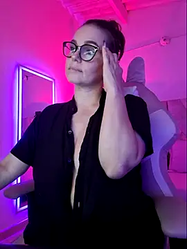 Snapshot of MariaPau_83 chatting on 21, 4, 2026 MariaPau 83 online show from 21, 4, 2026