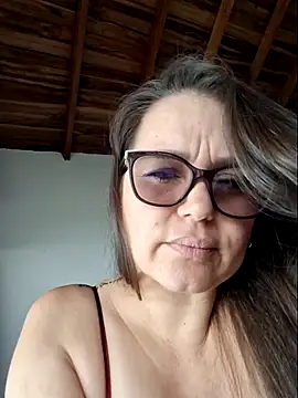 Snapshot of MariaPau_83 chatting on 3, 6, 2026 MariaPau 83 online show from 3, 6, 2026