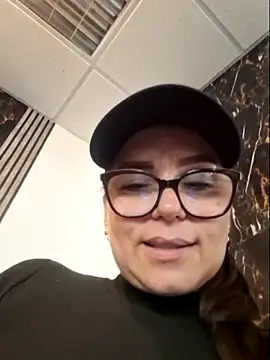 Snapshot of MariaPau_83 chatting on 4, 6, 2026 MariaPau 83 online show from 4, 6, 2026