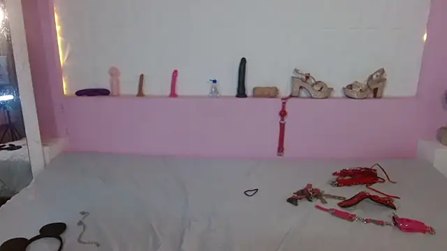 Snapshot of Sweetcristin chatting on 14, 4, 2026 Sweetcristin online show from 14, 4, 2026