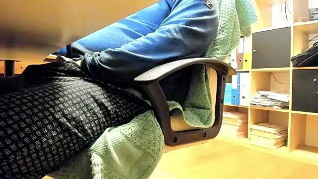 Snapshot of leccaleccafiga chatting on 13, 1, 2026 leccaleccafiga online show from 13, 1, 2026