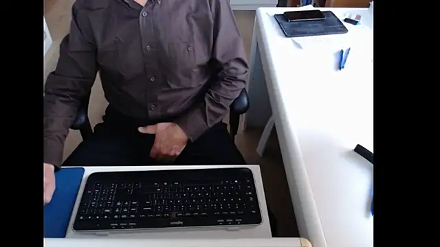 Snapshot of dutchpornking chatting on 27, 10, 2025 dutchpornking online show from 27, 10, 2025