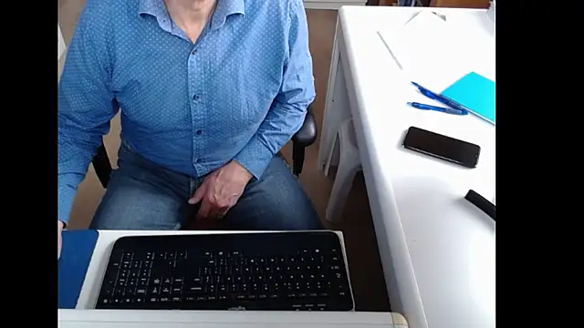 Snapshot of dutchpornking chatting on 29, 10, 2025 dutchpornking online show from 29, 10, 2025