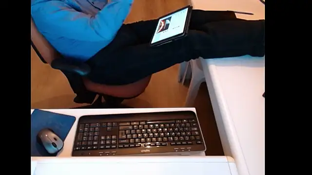 Snapshot of dutchpornking chatting on 10, 11, 2025 dutchpornking online show from 10, 11, 2025