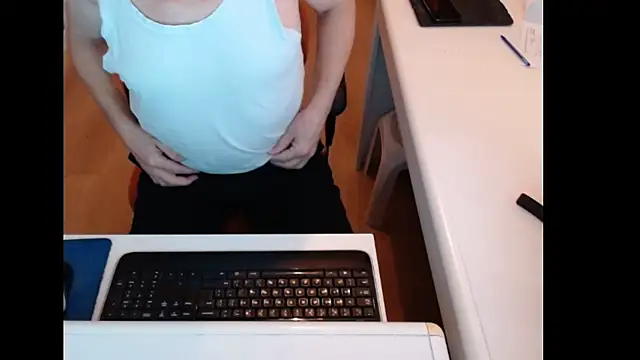 Snapshot of dutchpornking chatting on 14, 12, 2025 dutchpornking online show from 14, 12, 2025