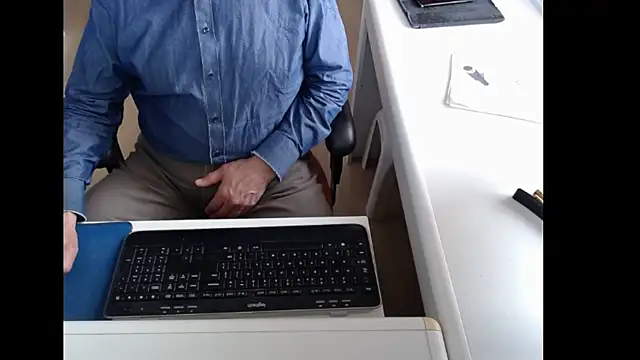 dutchpornking online show from 12, 4, 2026