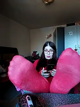 Chriss Tinaa online show from 21, 2, 2025